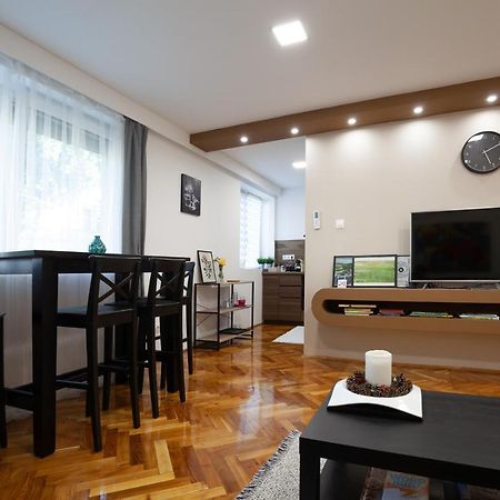 Apartamento Stellar Downtown Szeged Exterior foto